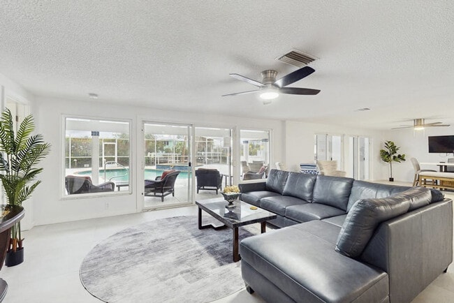 Building Photo - 231 Willow Ave Unit SI ID1591440P