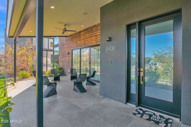 Photo - 8430 S 10th Ln