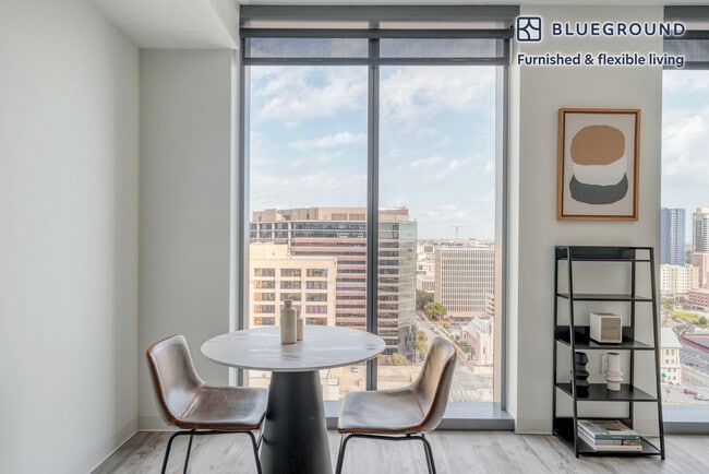 Photo - 501 Brazos St Unit FL20-ID234