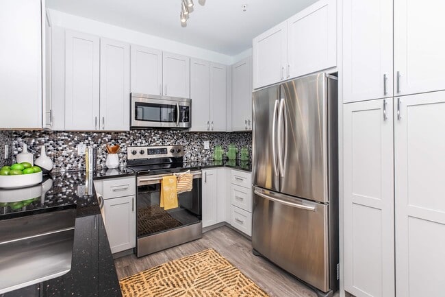 Photo - Vizcaya Apartments