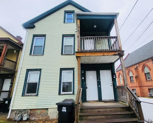 Building Photo - 122 Smith St Unit 1