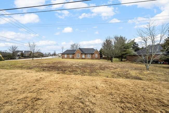 Photo - 1015 Brinkley Rd