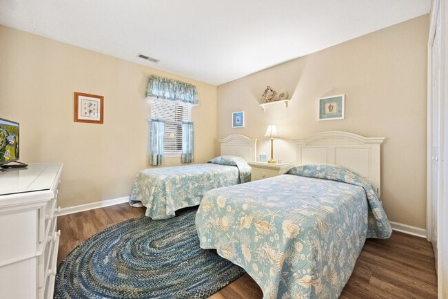 Photo - 342 Pinehurst Ln Unit SI ID1253372P