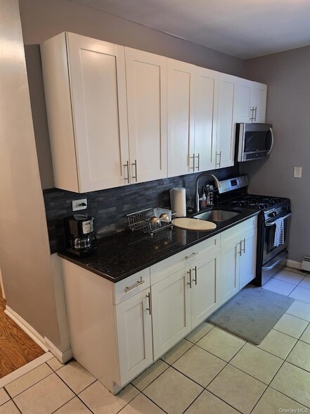 Photo - 118-12 189th St