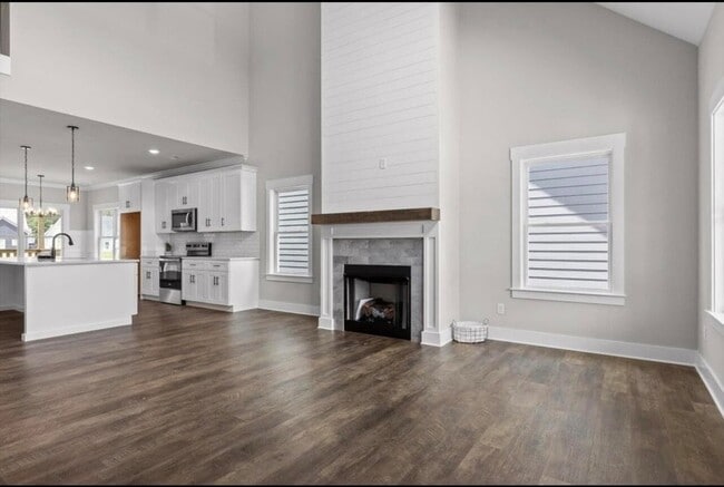 Photo - 538 Willow Grv Ct