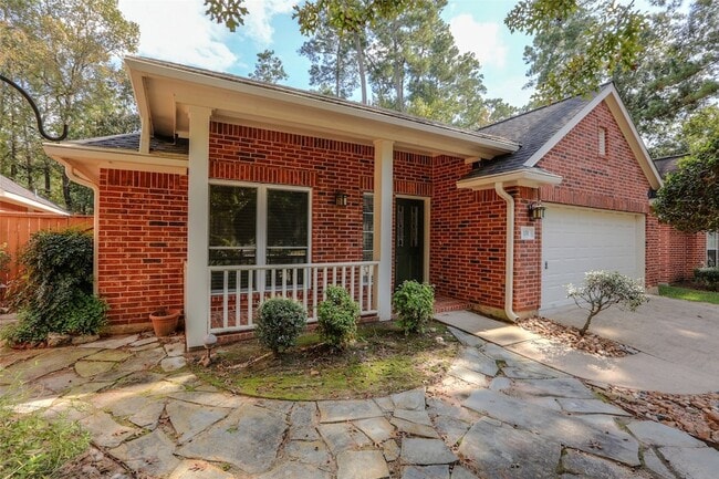 Photo - 131 Avonlea Dr