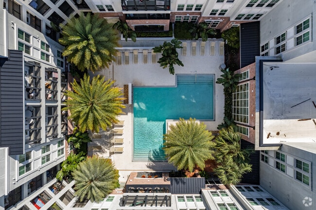 1512 E 12th Ave Tampa, FL - Ybor Lofts