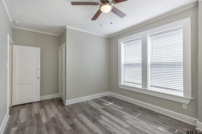 Photo - 517 S Bolton St