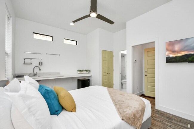 Photo - 1705C Dunlavy St Unit SI ID1583919P