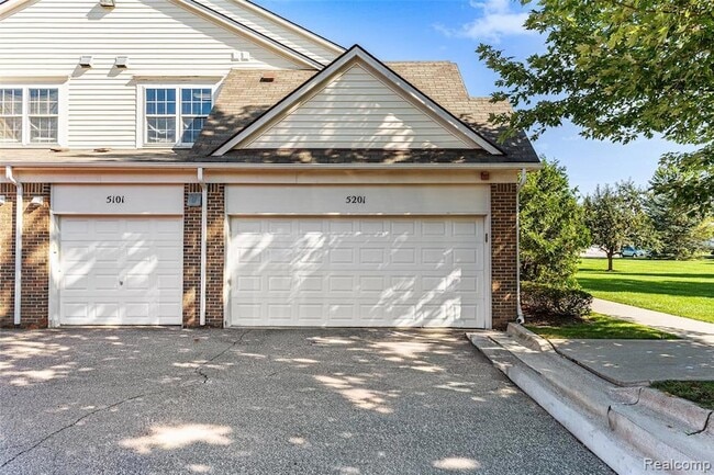 Photo - 5201 Widgeon Ln