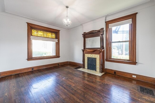 Photo - 2412 Fairview Ave