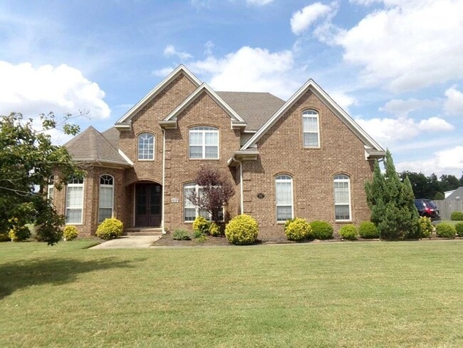 Building Photo - 602 Oak Run Dr