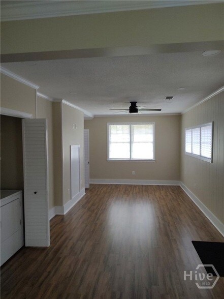 Photo - 132 Andover Dr