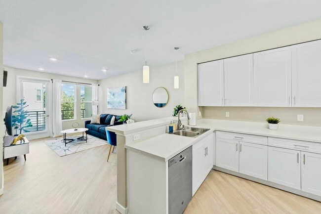 Building Photo - 375 Harbour Cove Dr Unit SI FL4-ID1228244P