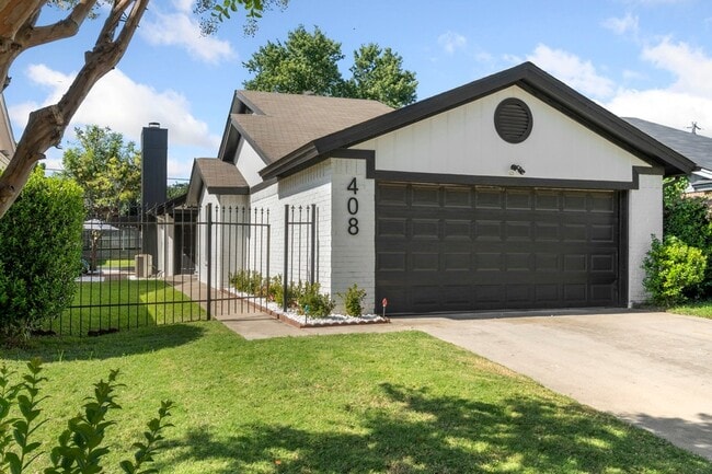 Photo - 408 Sycamore Ln