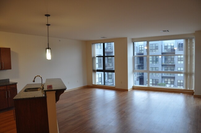 Photo - Jackson Square Apartments