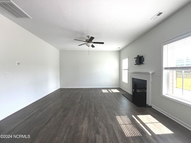 Photo - 885 Carolina Rd