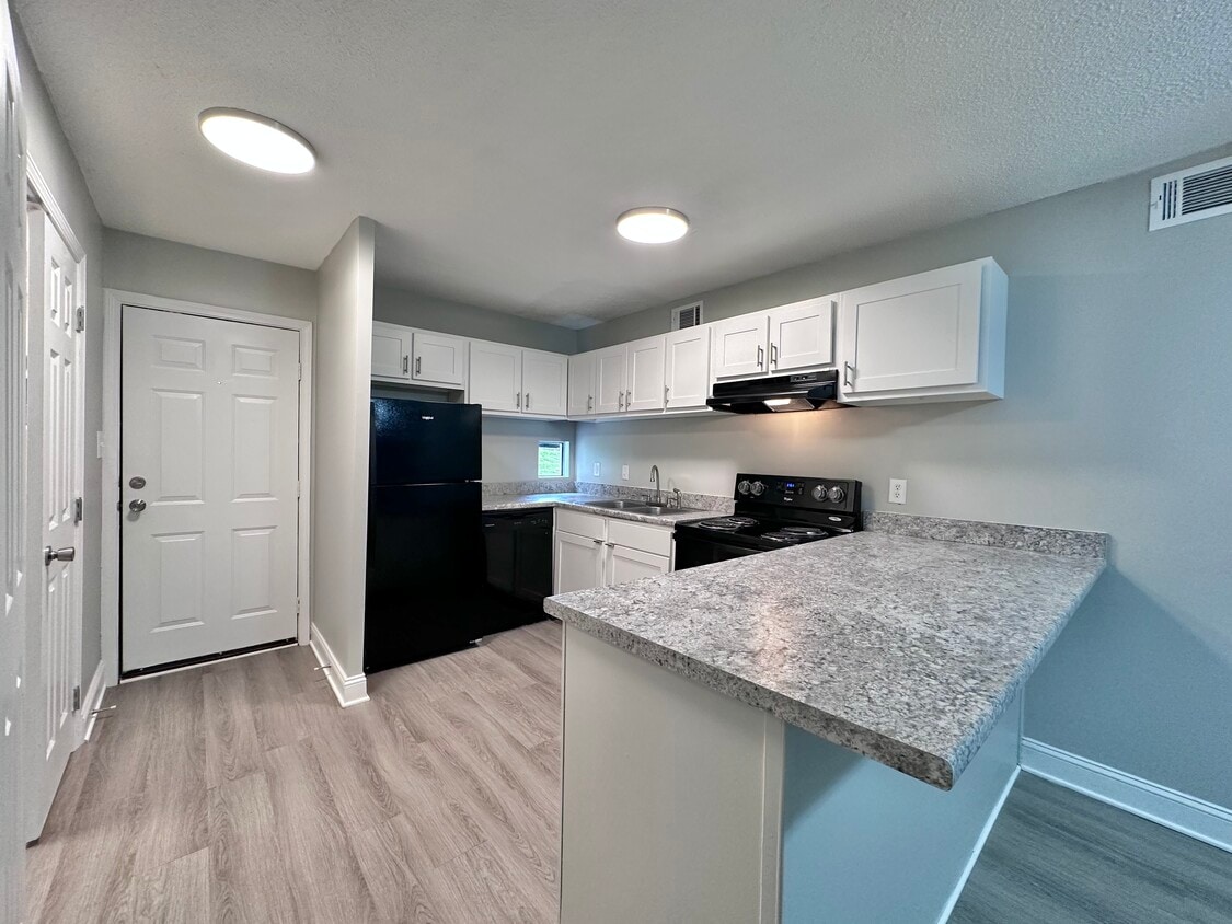 Floor Plan - 2 Bdrm Townhouse