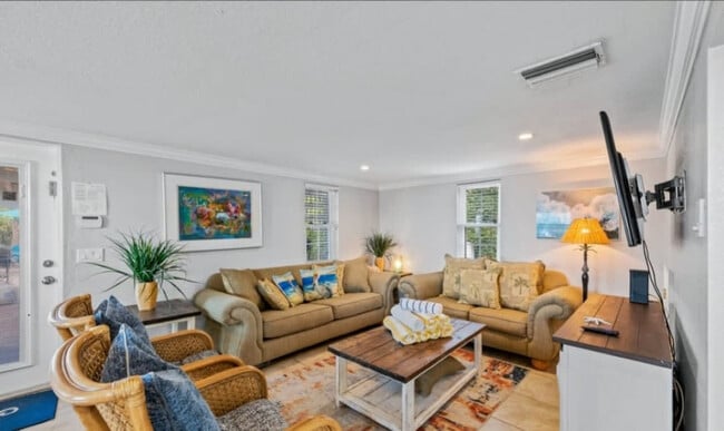 Photo - 100 7th St S Unit ID1366639P