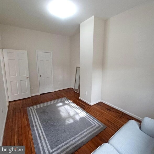 Photo - 301 West St
