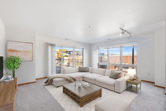 Building Photo - Six Points Apartments