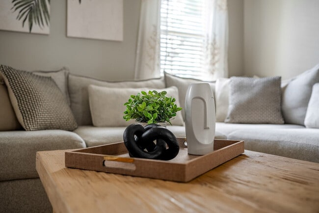 Photo - 412 N Hampton Dr Unit SI ID1459481P