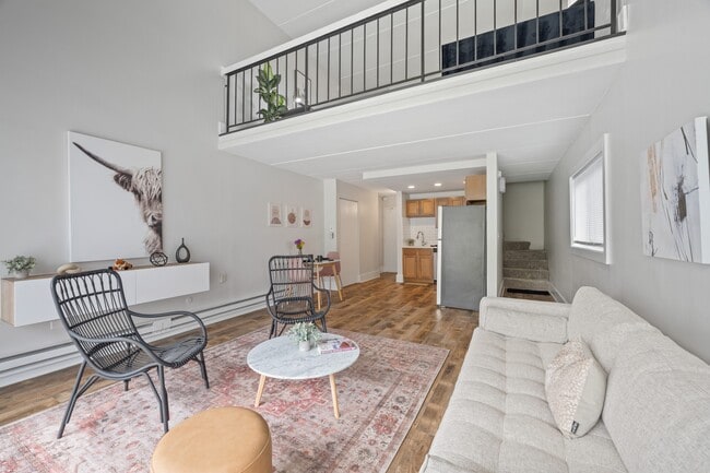 Photo - Fox Run Apartments