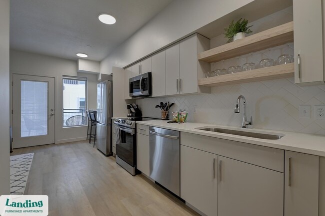 Photo - 352 E 500 S Unit 424.1406477