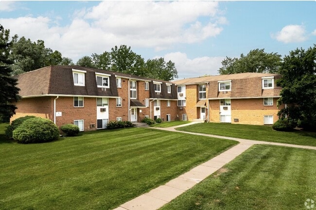 Photo - Willowbrooke Apartments & Townhomes