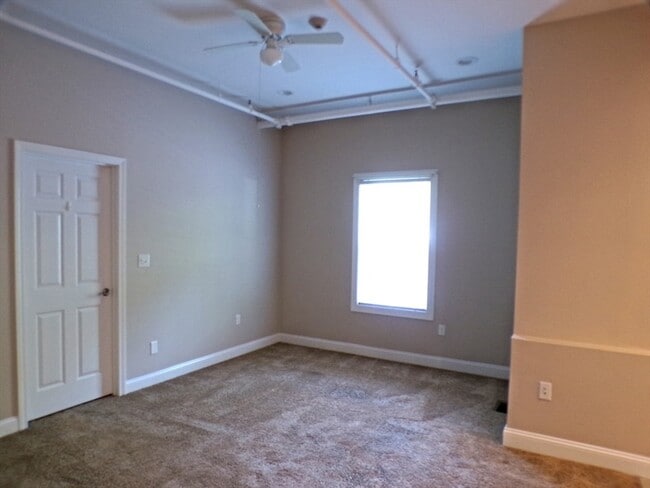 Photo - 1072 Washington St Unit 3