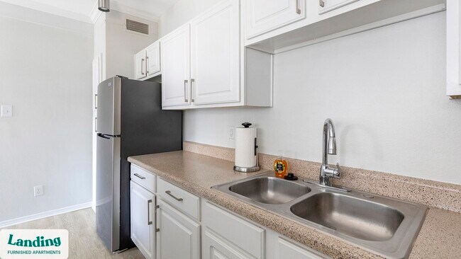 Photo - 1601 W Arbrook Blvd Unit 1027.1411157