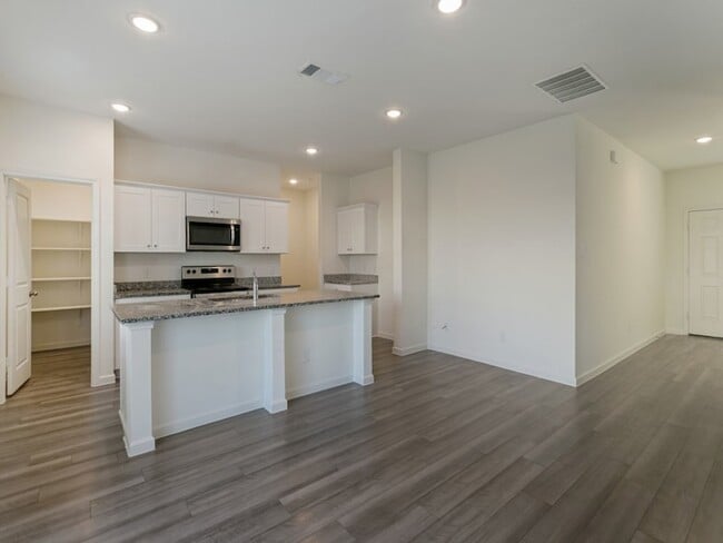 Photo - 10328 Rosegreen Ln