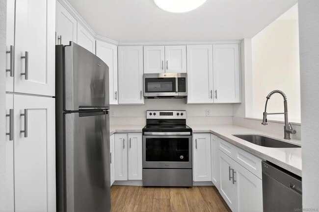 Building Photo - 3980 Faircross Pl Unit 36