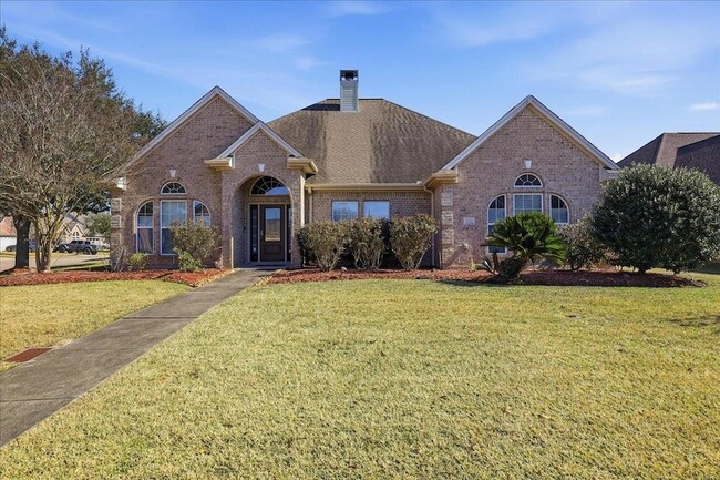 Building Photo - 2490 Amberwood Dr