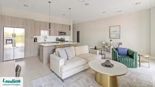 Building Photo - 600 19th St N Unit 204.1409741