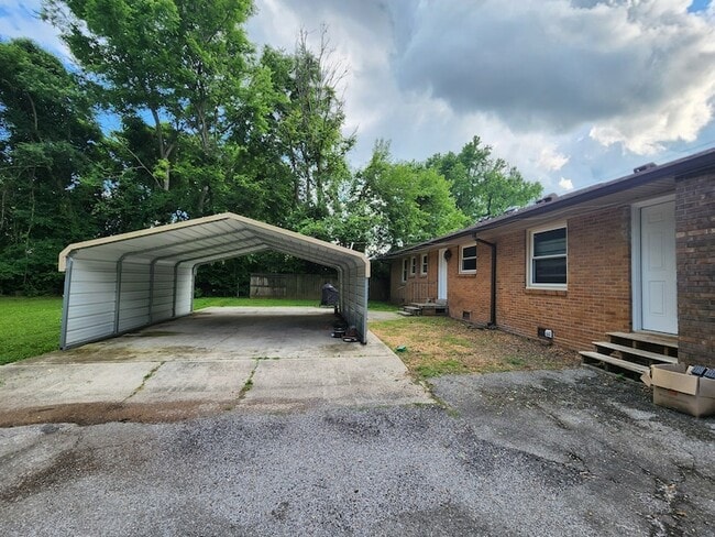 Photo - 1306 White Blvd
