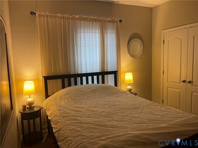 Photo - 5012 Spinel St