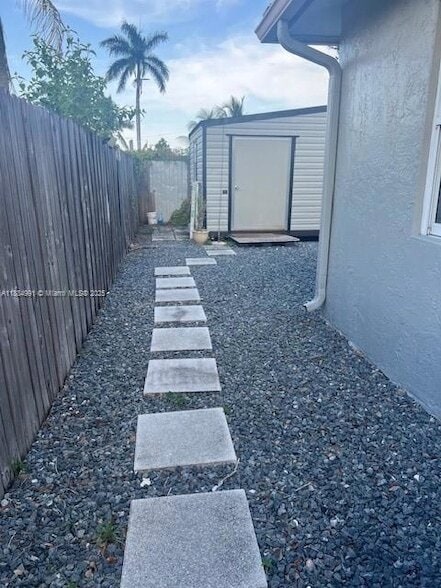 Building Photo - 0000 SW 56th St