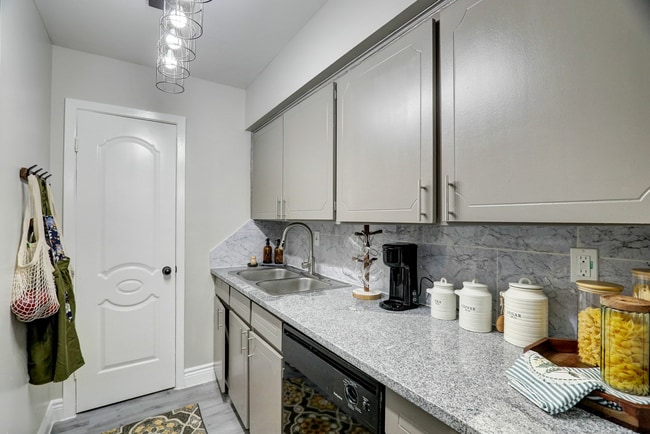 Photo - Vista Azul Apartments