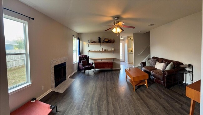 Photo - 541 Zebra Dr