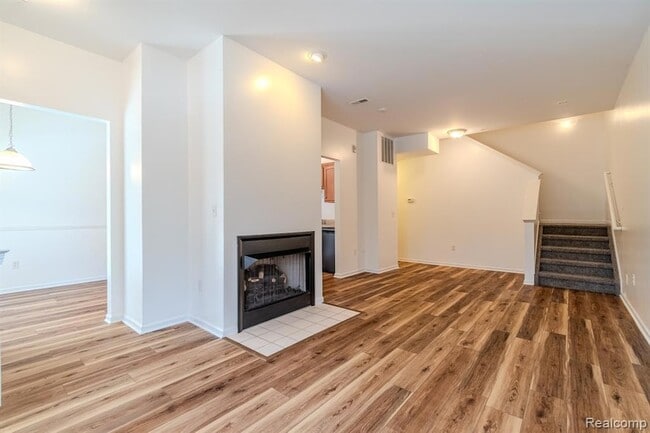 Photo - 39696 Rockcrest Ln