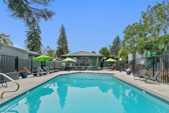 Photo - Hidden Creek Apartments