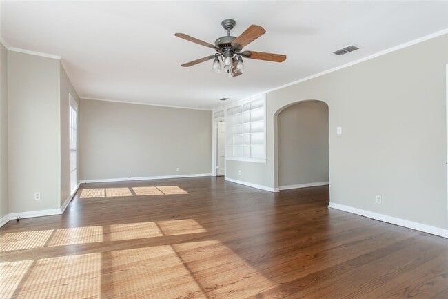 Photo - 5829 E Mockingbird Ln