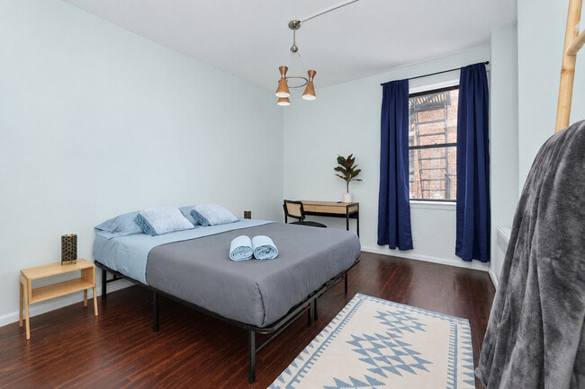 Building Photo - 474 9th Ave Unit SI ID1323950P
