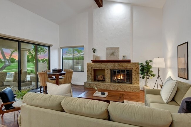 Photo - 54999 Southern Hill