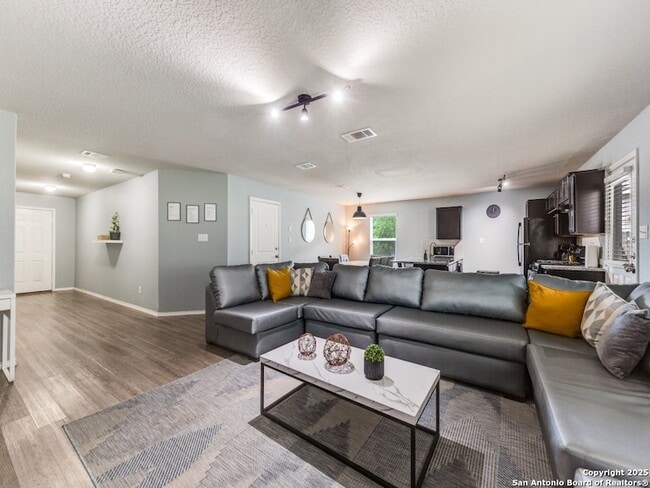 Photo - 11326 Babcock Bnd