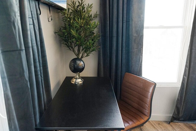 Photo - 79 Montgomery St Unit ID1056792P