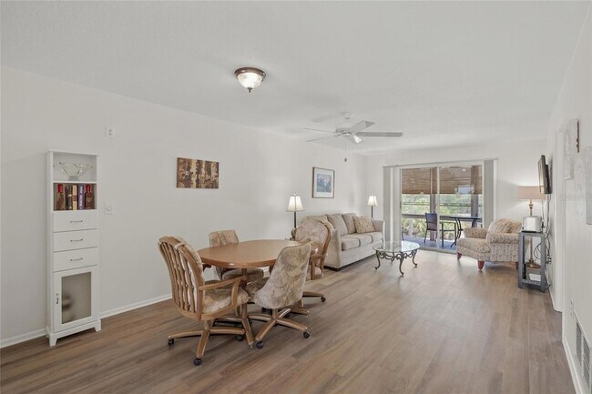 Photo - 708 S Tamiami Trl Unit 319