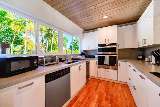 Photo - 6735 SW 52nd St Unit SI FL1-ID1022285P