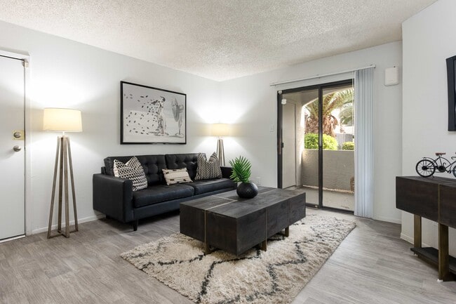 Photo - Stonybrook Apartments